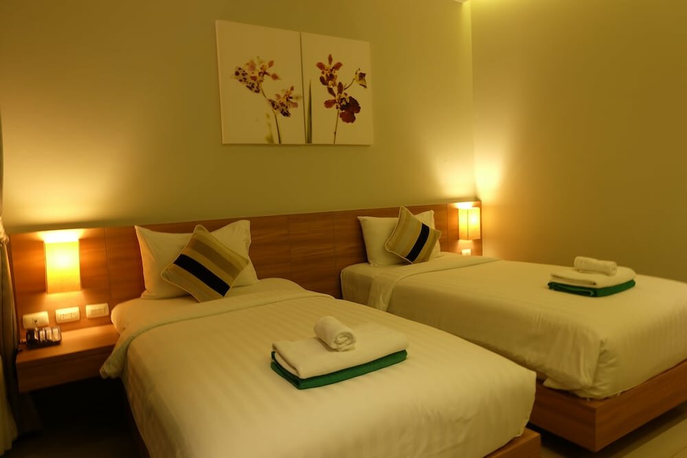 Deluxe Room, Pool Access