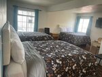 Двухместный номер с 1 двуспальной кроватью, Несколько кроватей в Geneva Motel Daly City