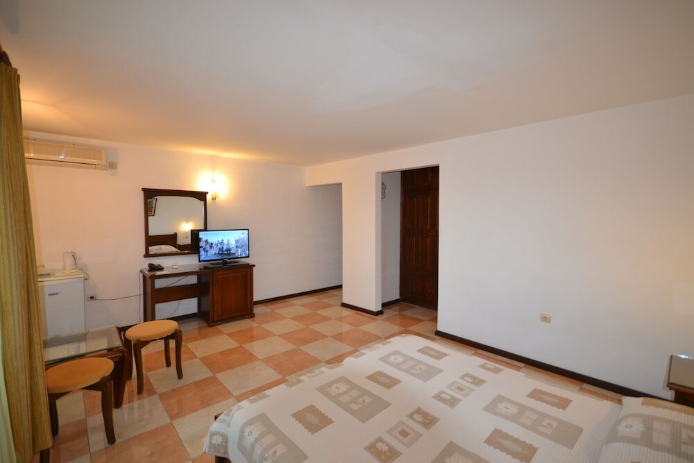 Double Room, Sea View (Top Floor)