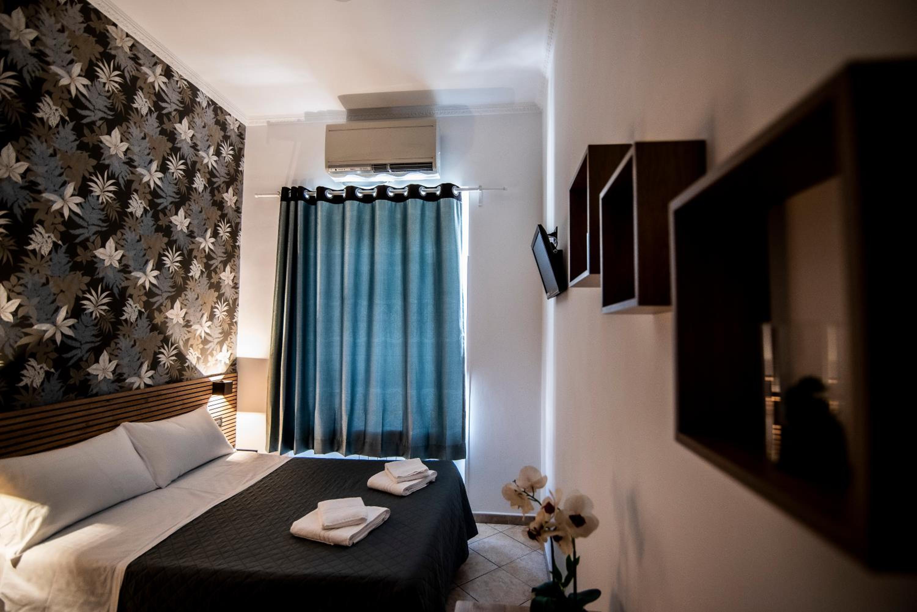 Double or Twin Room with Private Bathroom