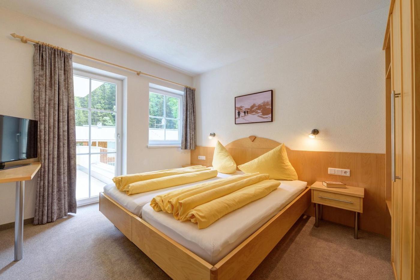 Superior Apartment (4 Adults)