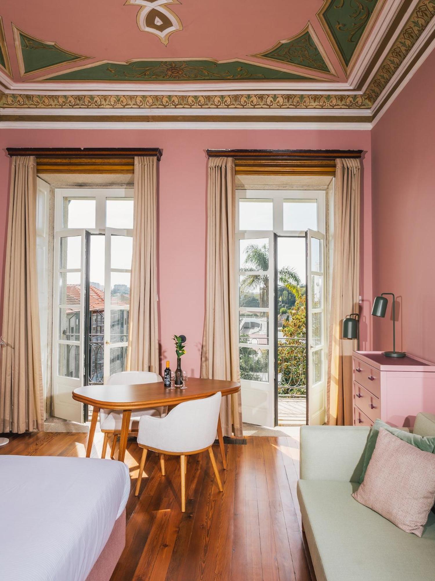 Deluxe Room with Garden View