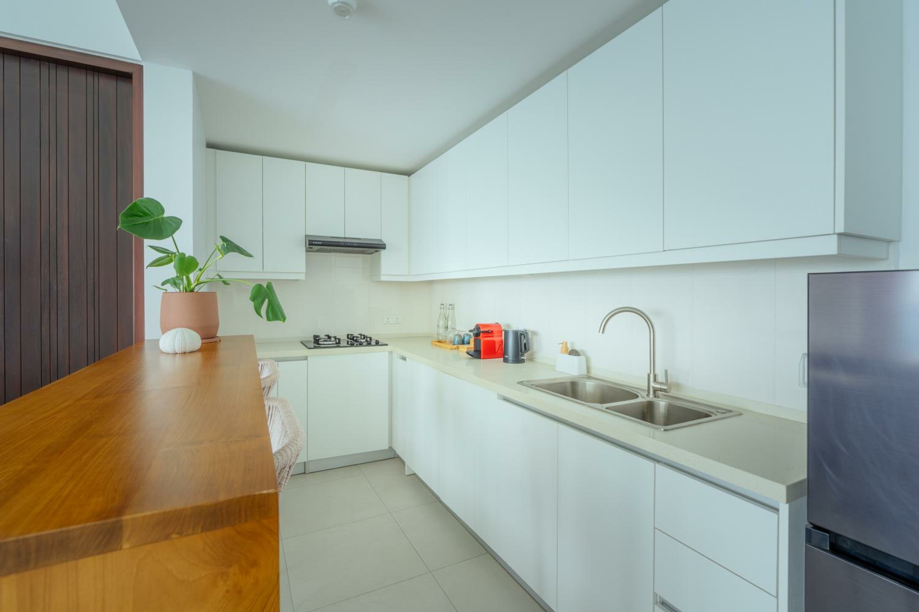 Premium Sea Front 3 Bedroom Master Suite (Free Airport Transfer)