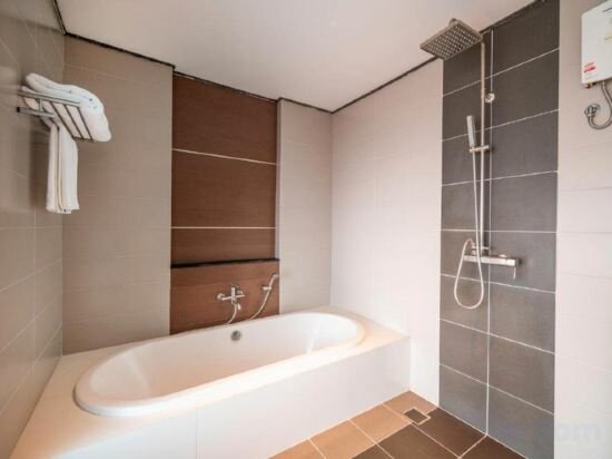 Deluxe Two Bedroom Suite