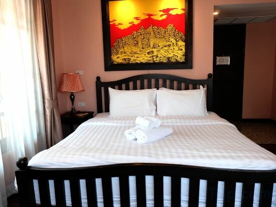 Deluxe Corner Double Room