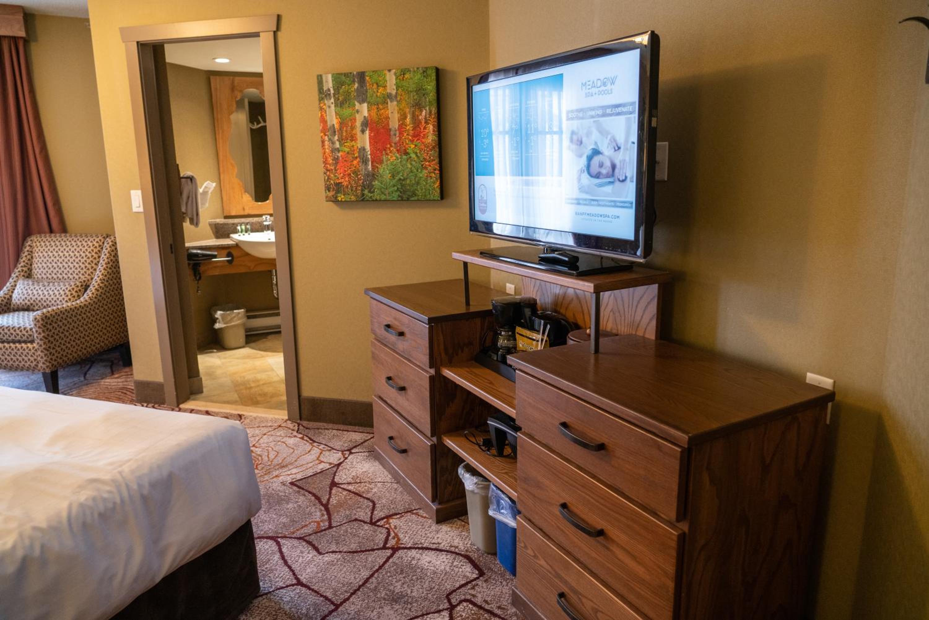 Superior Two Queen Room with Balcony