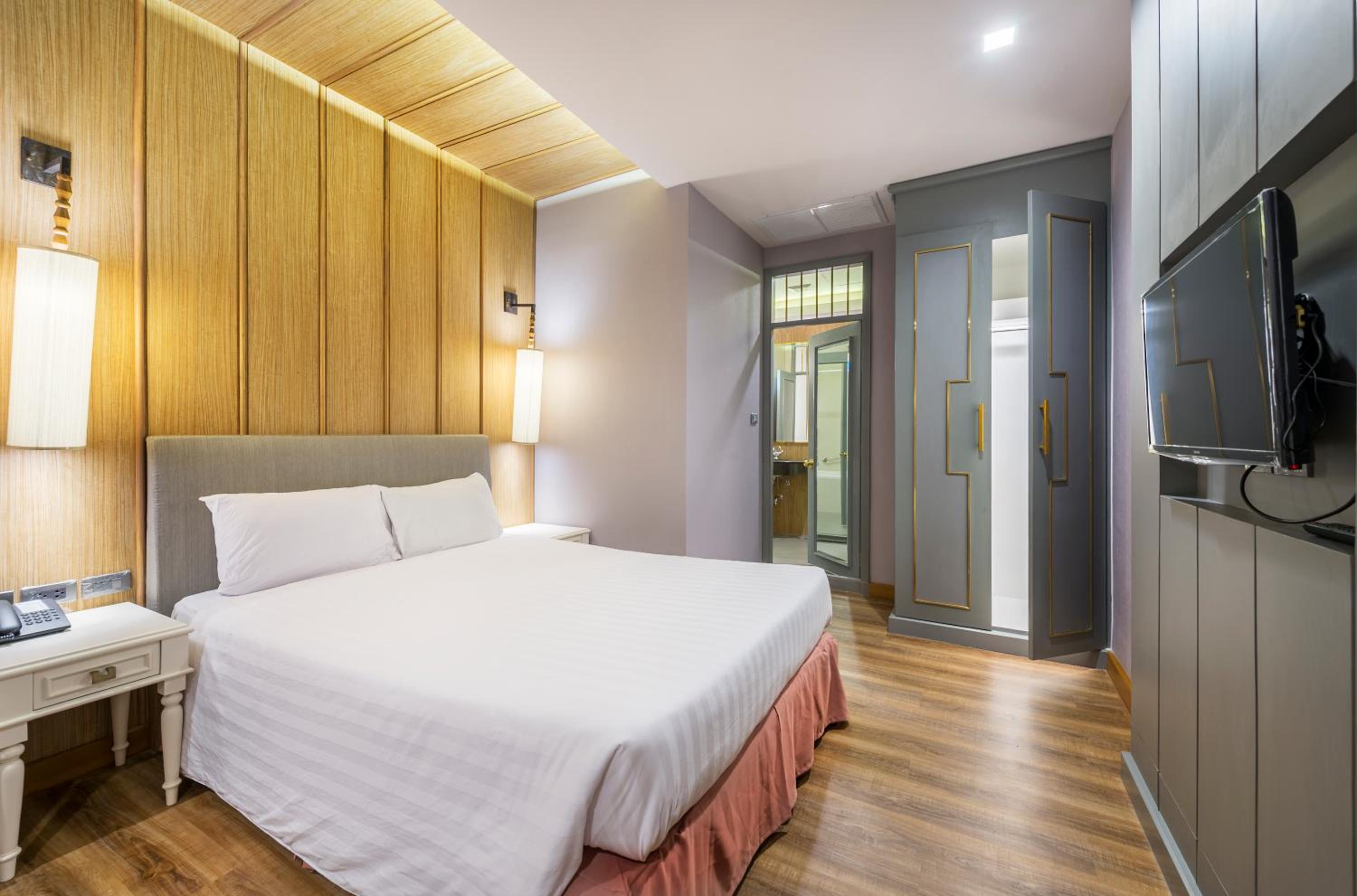 Two-Bedroom Suite