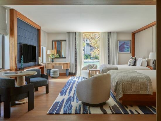 Island Two-Bedroom Family Suite
