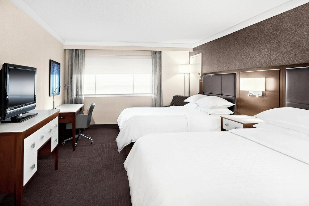 Club Room, 2 Queen Beds