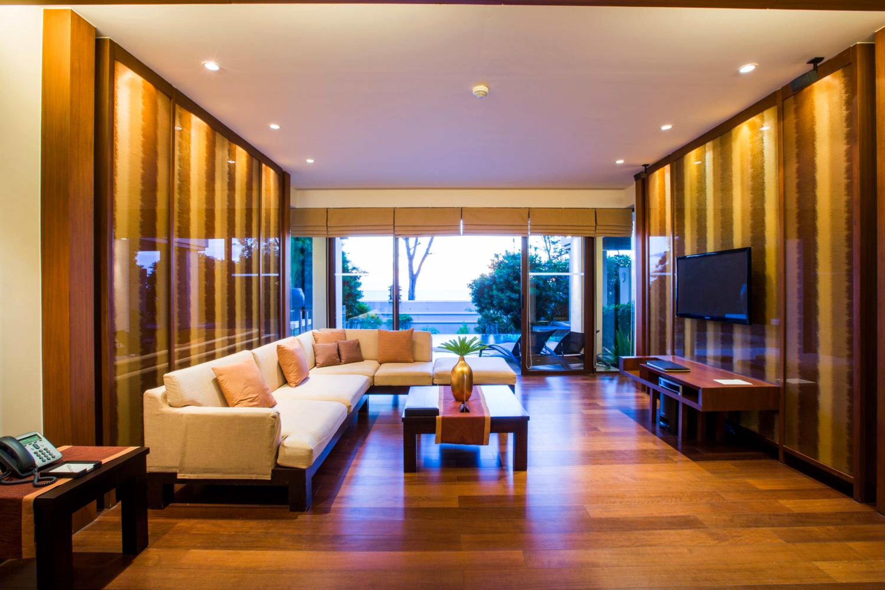 Two-Bedroom Seaview Pool Suite 