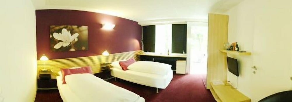 Basic Double Room, Non Smoking, Balcony