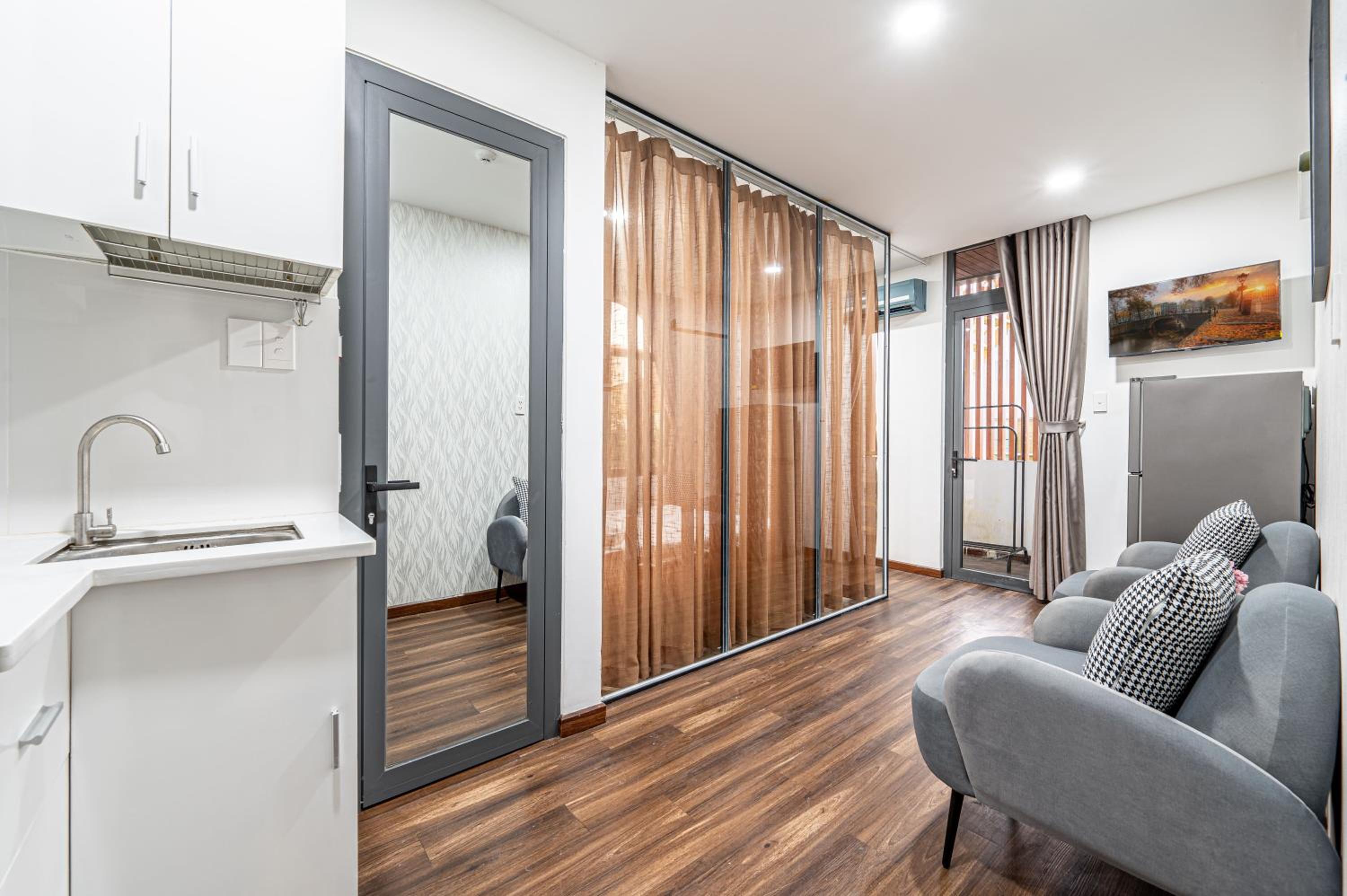 Suite with City View