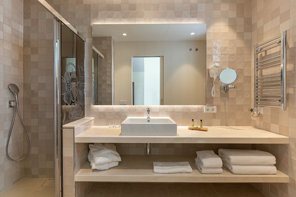 Deluxe Room with Views
