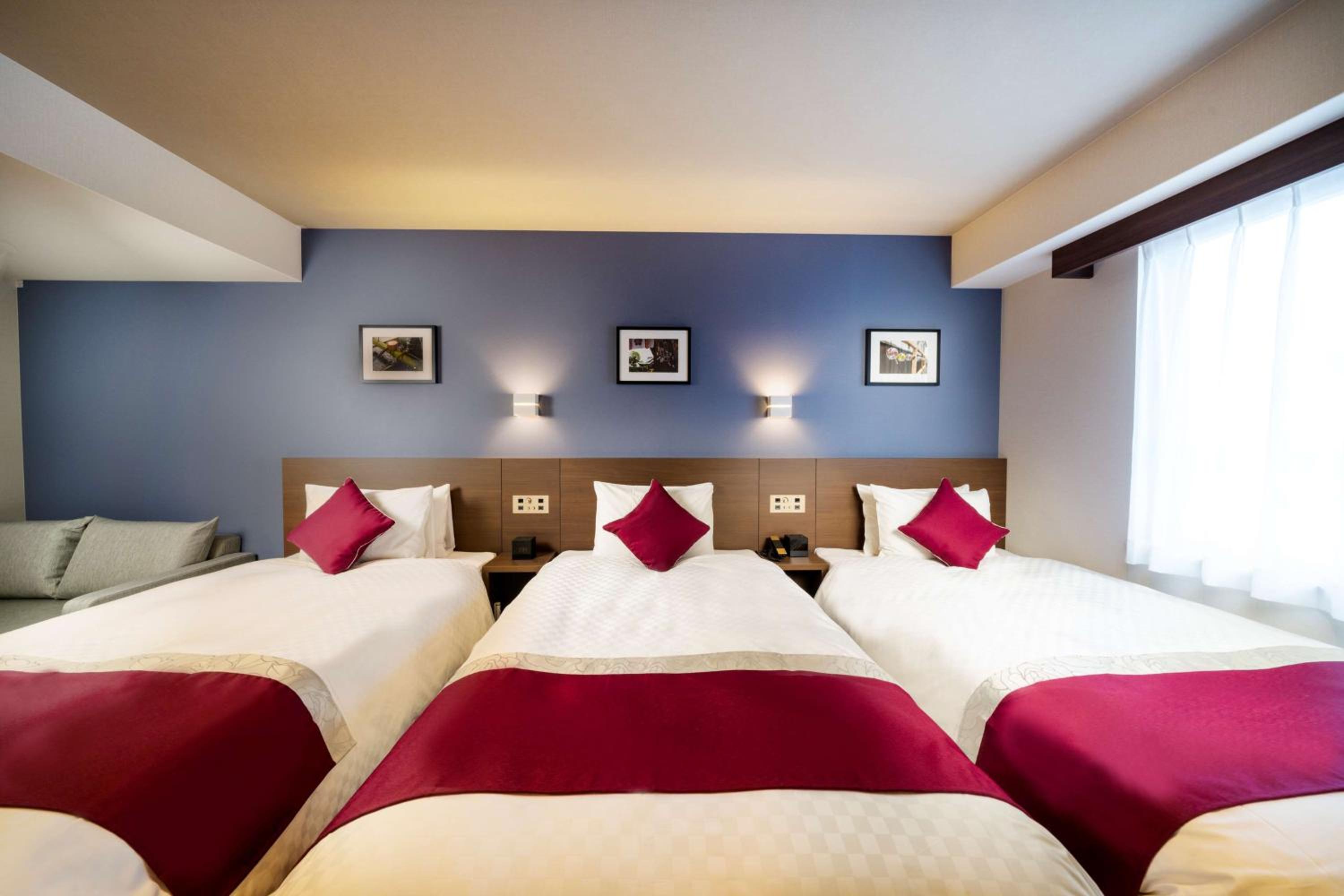 Triple Room with Three Single Beds