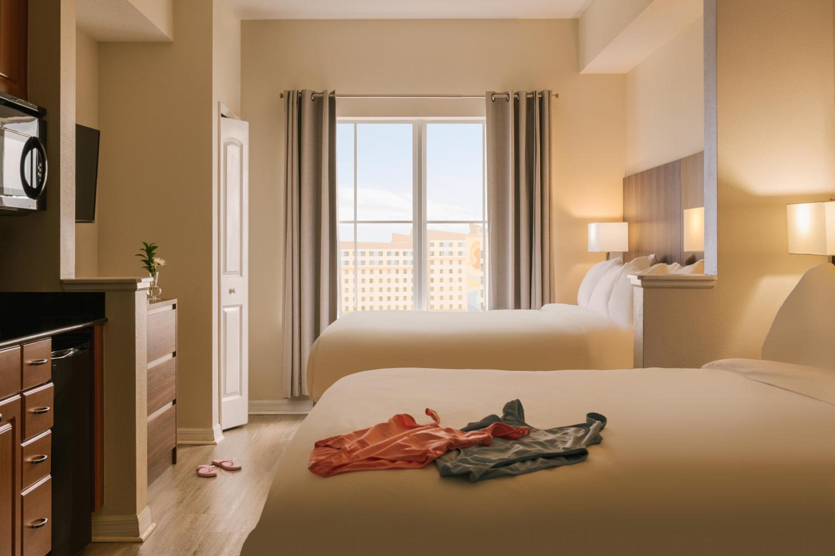 King Room With Two King Beds