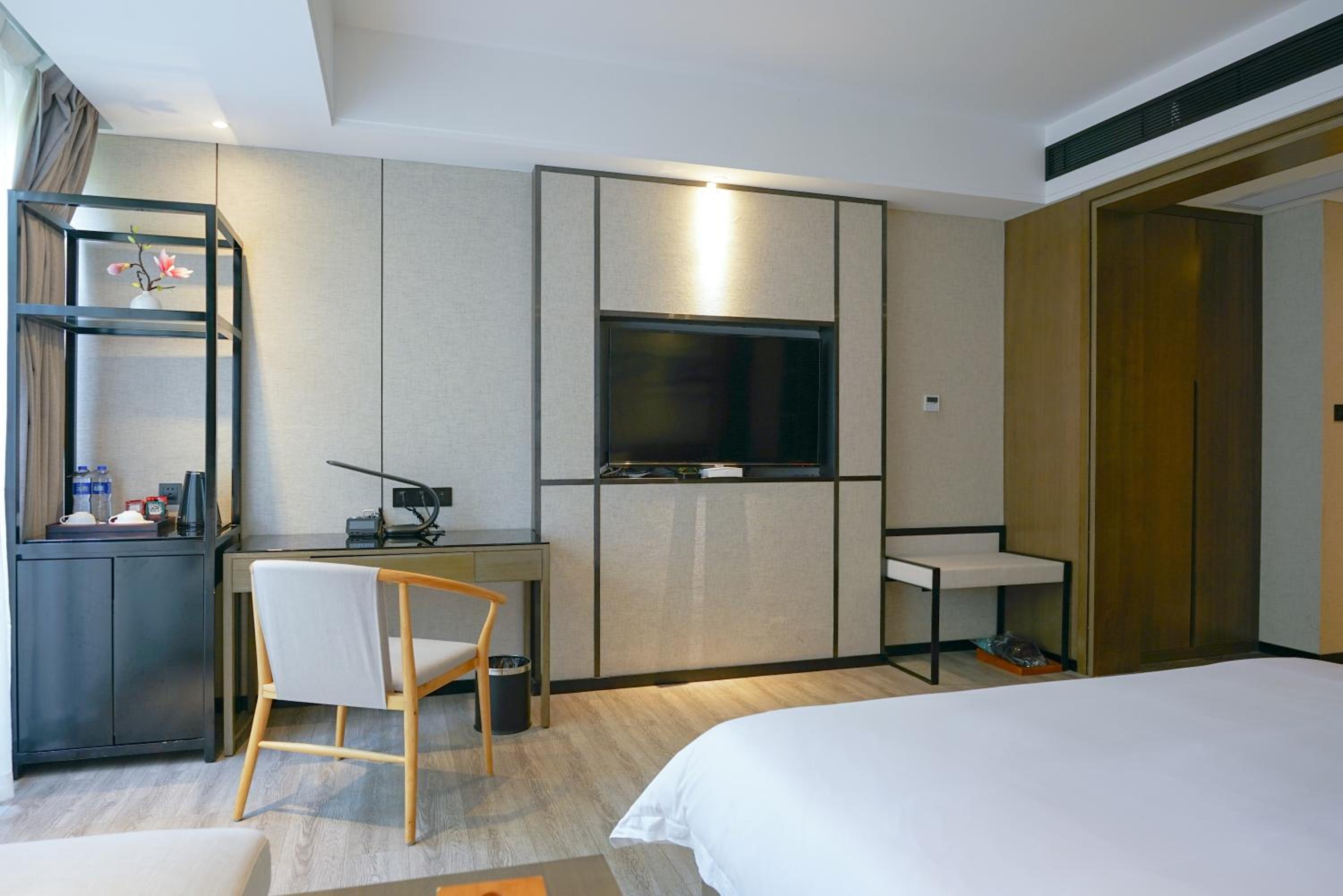 Luxury Room with Kingbed