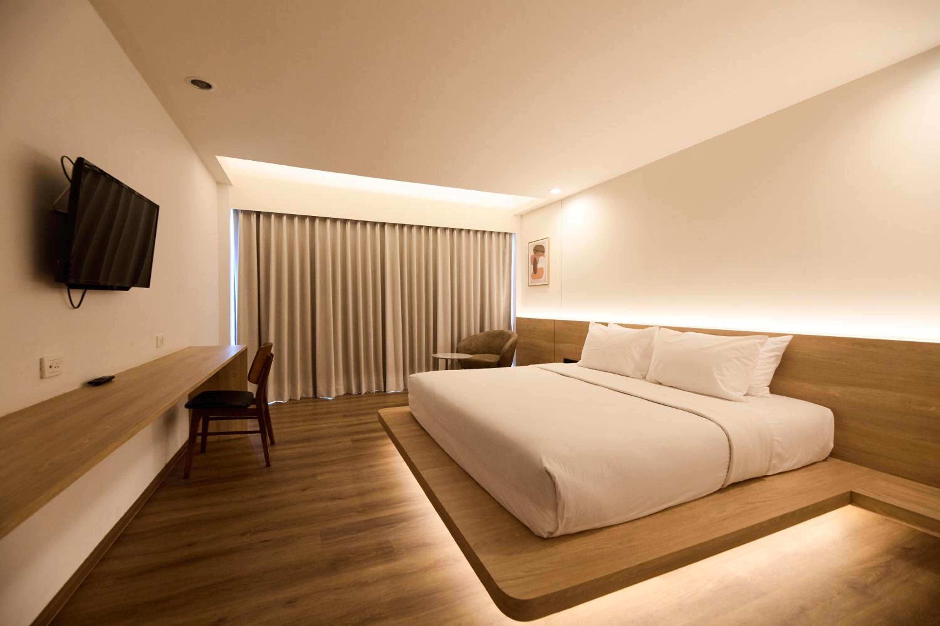 Suite with Balcony