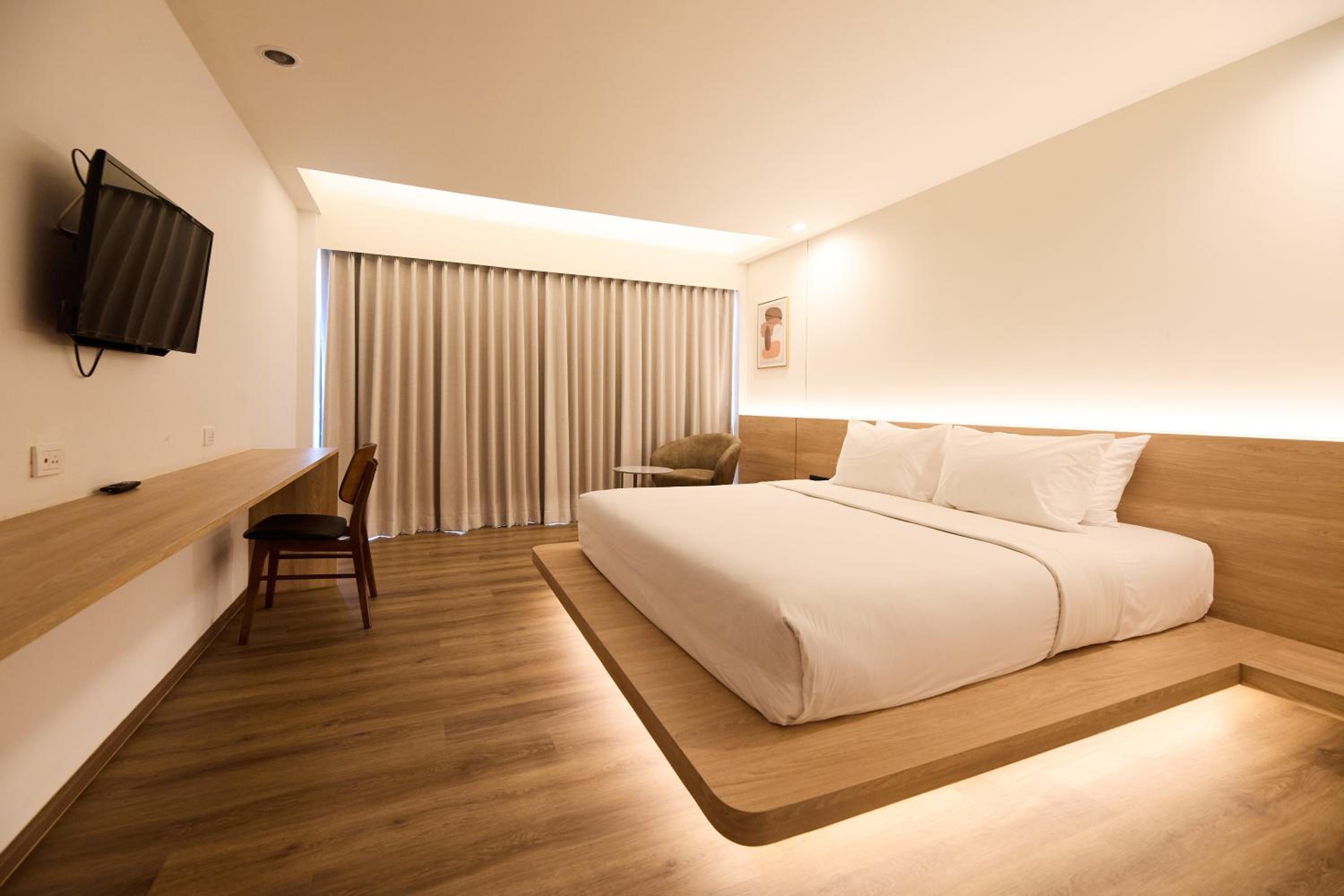 Suite with Balcony