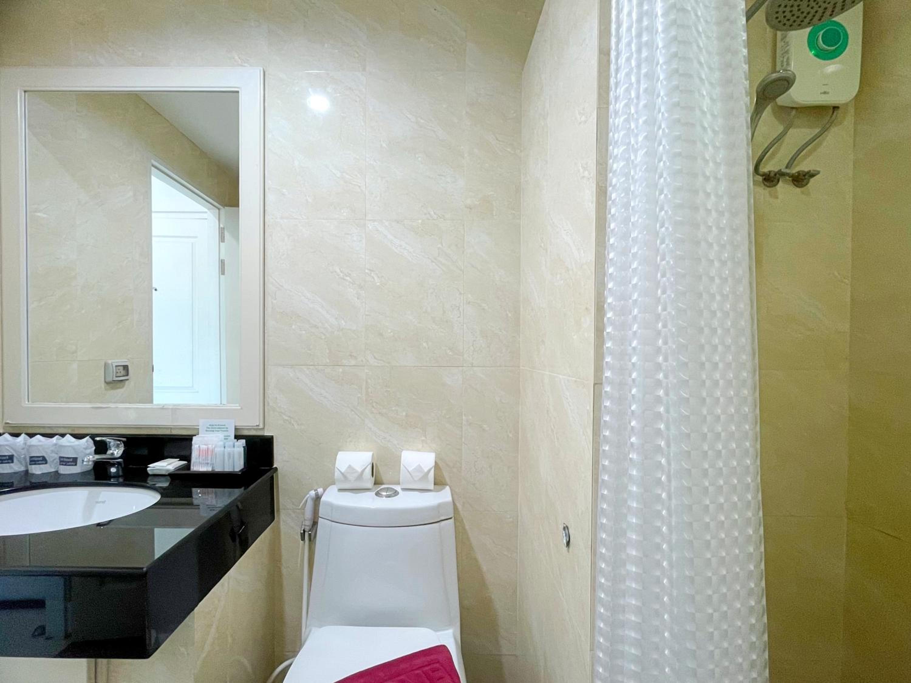 Triple Room with Pool View