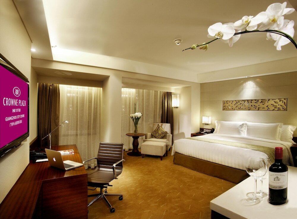 Standard Room, 1 King Bed, Accessible