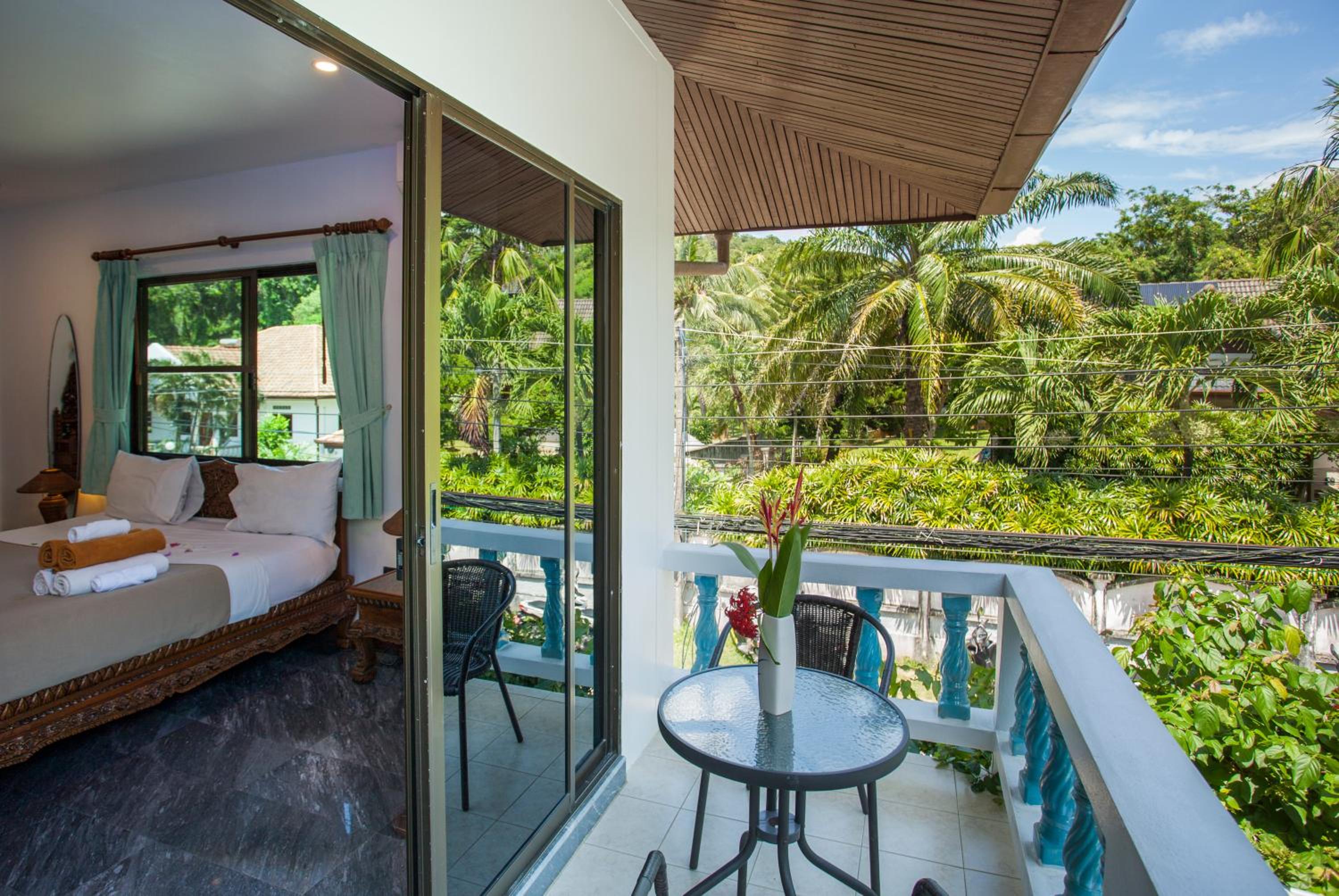 Superior One-Bedroom Apartment