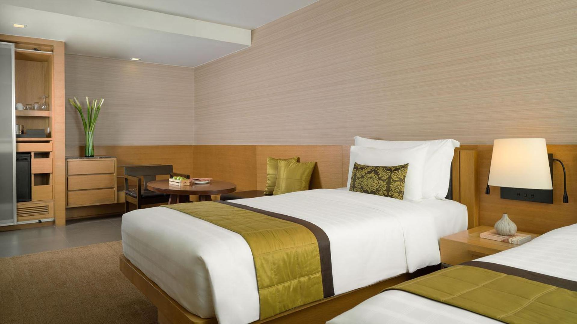 Premier Twin Suite