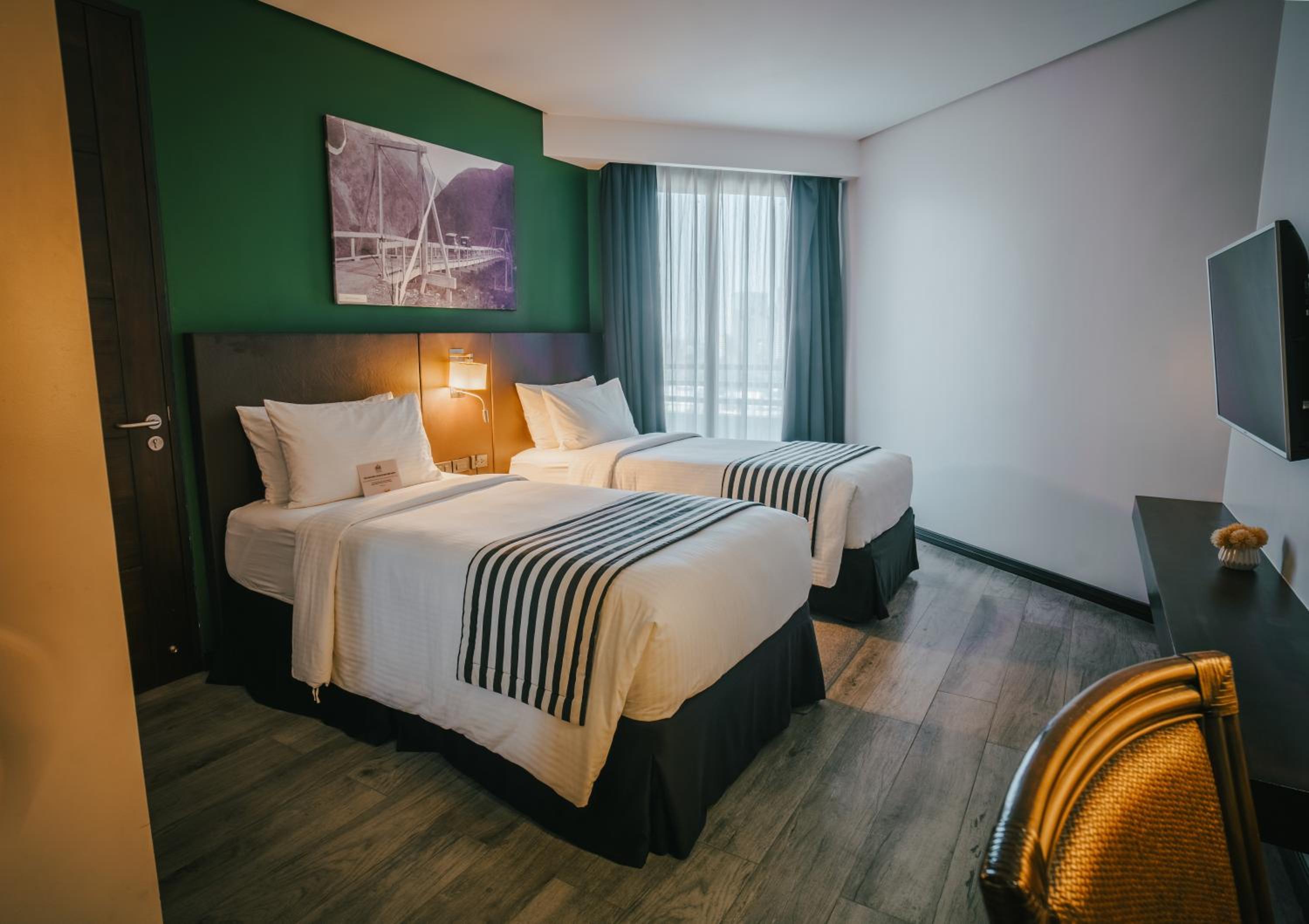 Premium Deluxe Twin Room