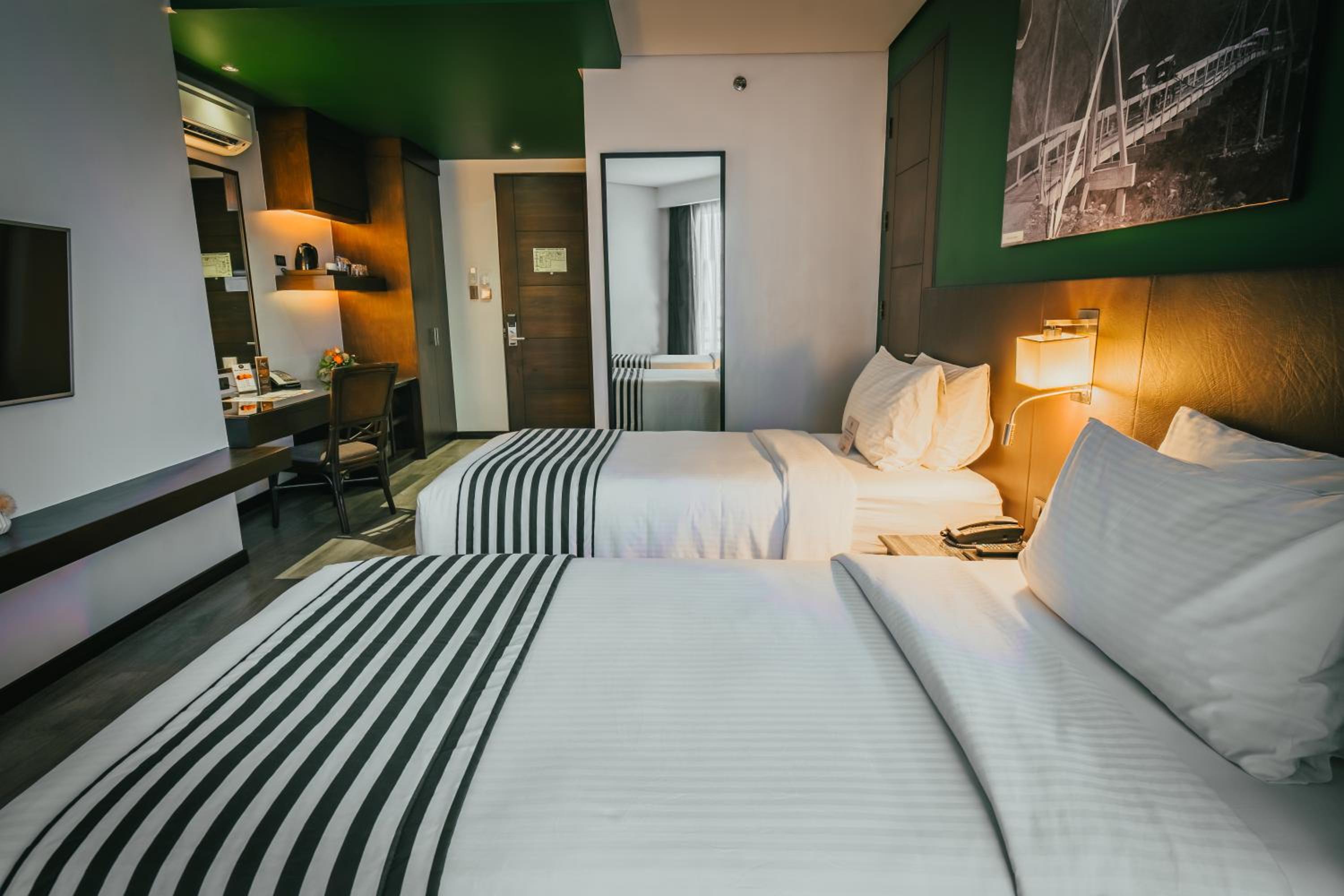 Premium Deluxe Twin Room