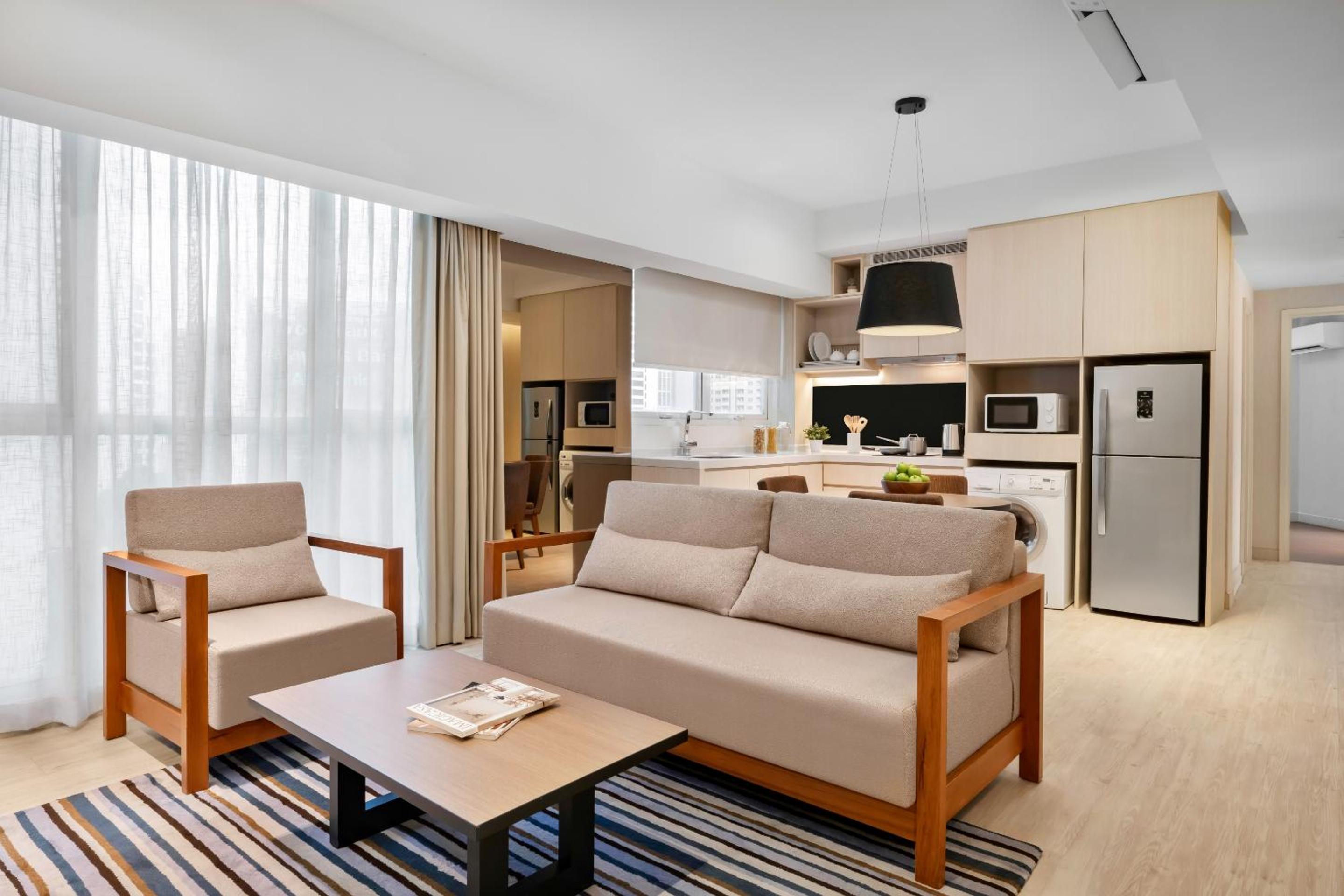 Family Connecting Suite