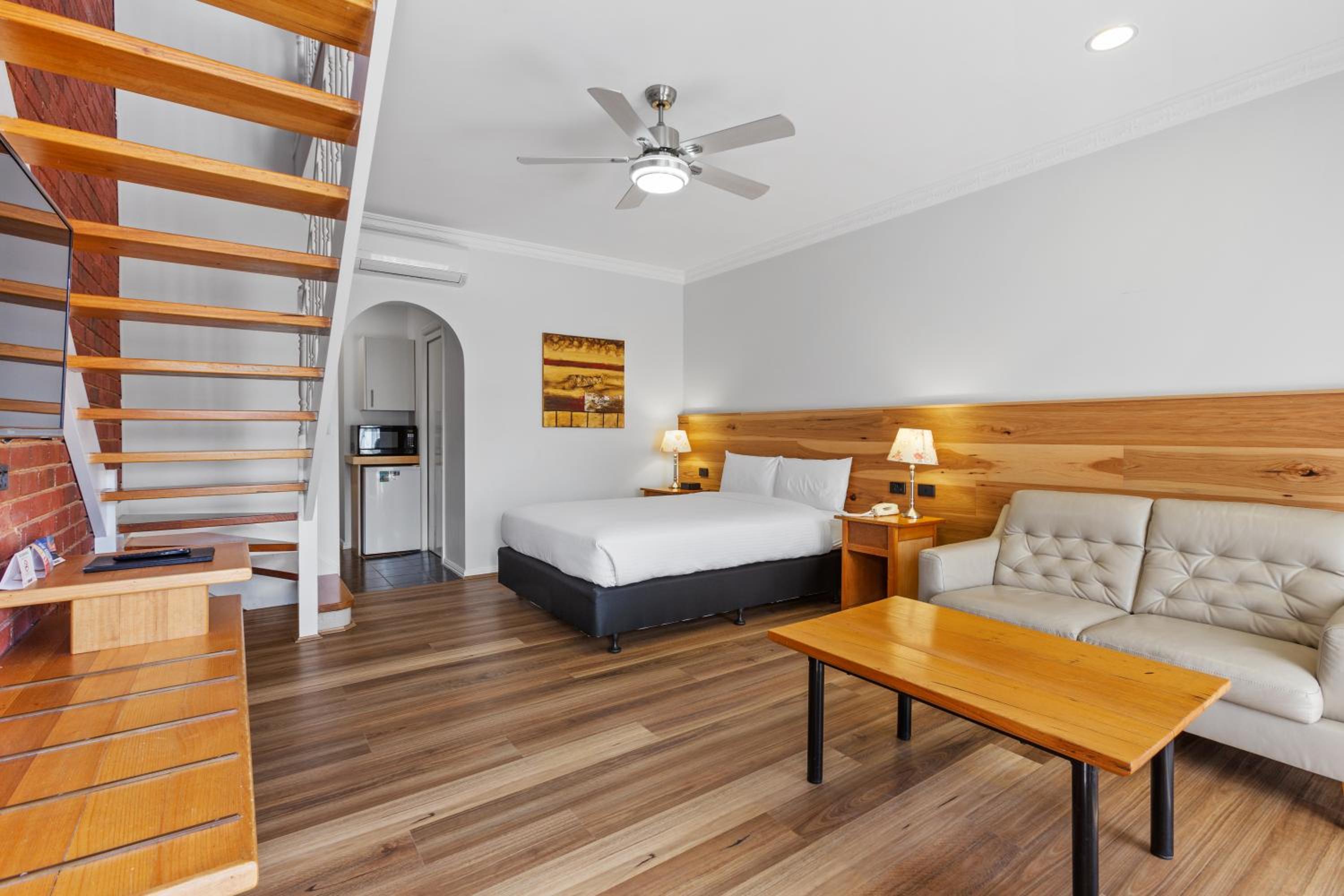 Family Suite A (5 Guests)