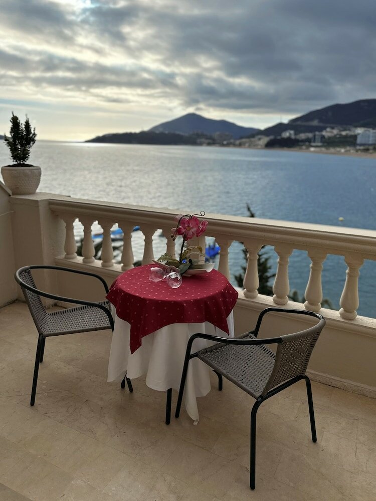 Standard Double Room, 1 Queen Bed, Sea View