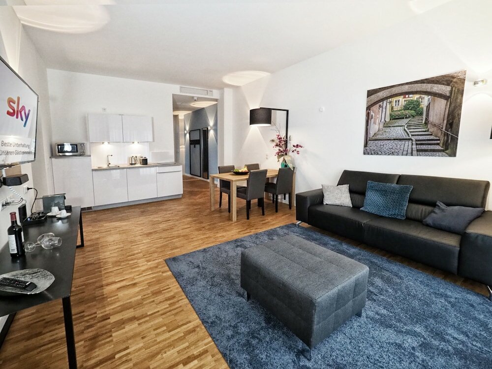 Business Suite