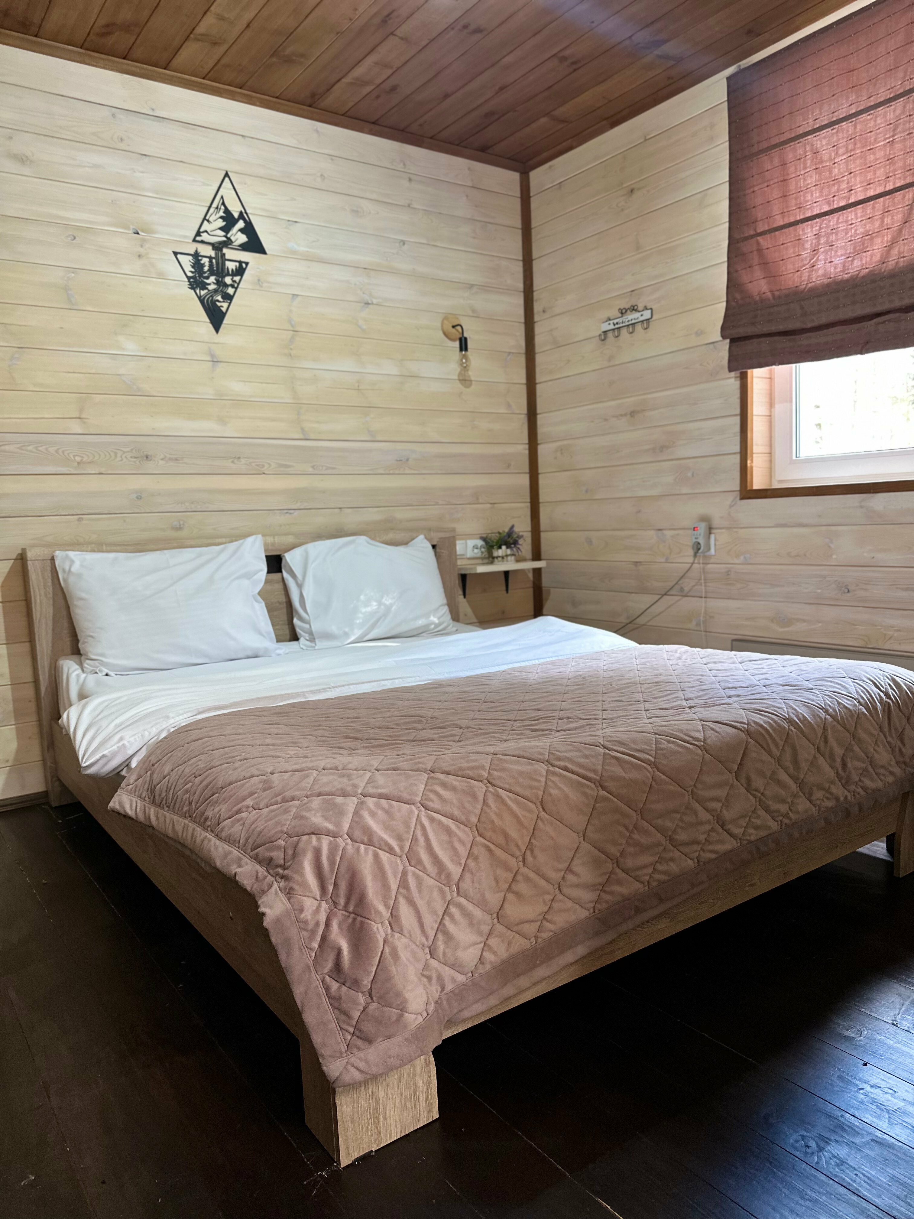 Барнхаус 2 c видом на хвойный лес