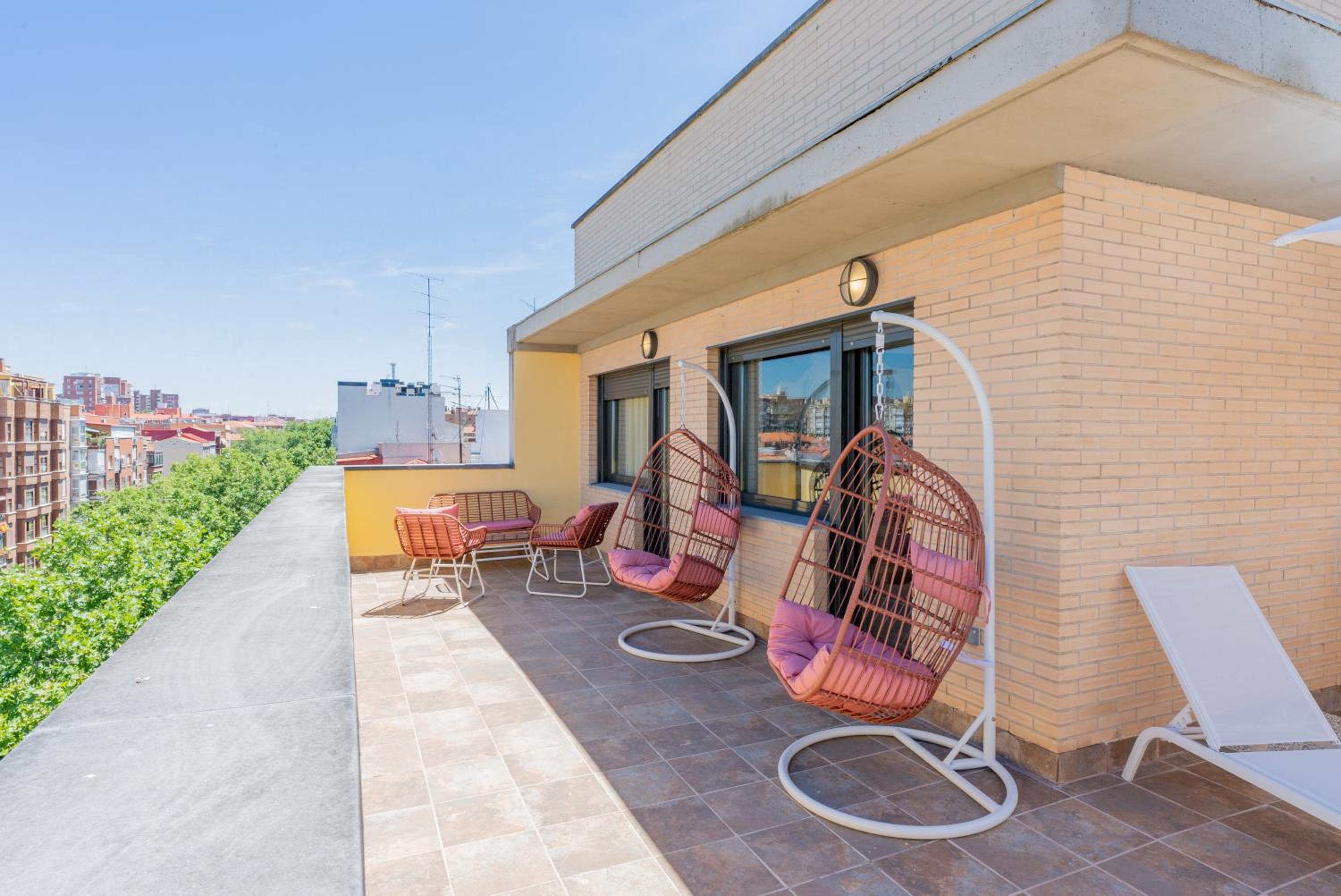 One-Bedroom Apartment with Terrace
