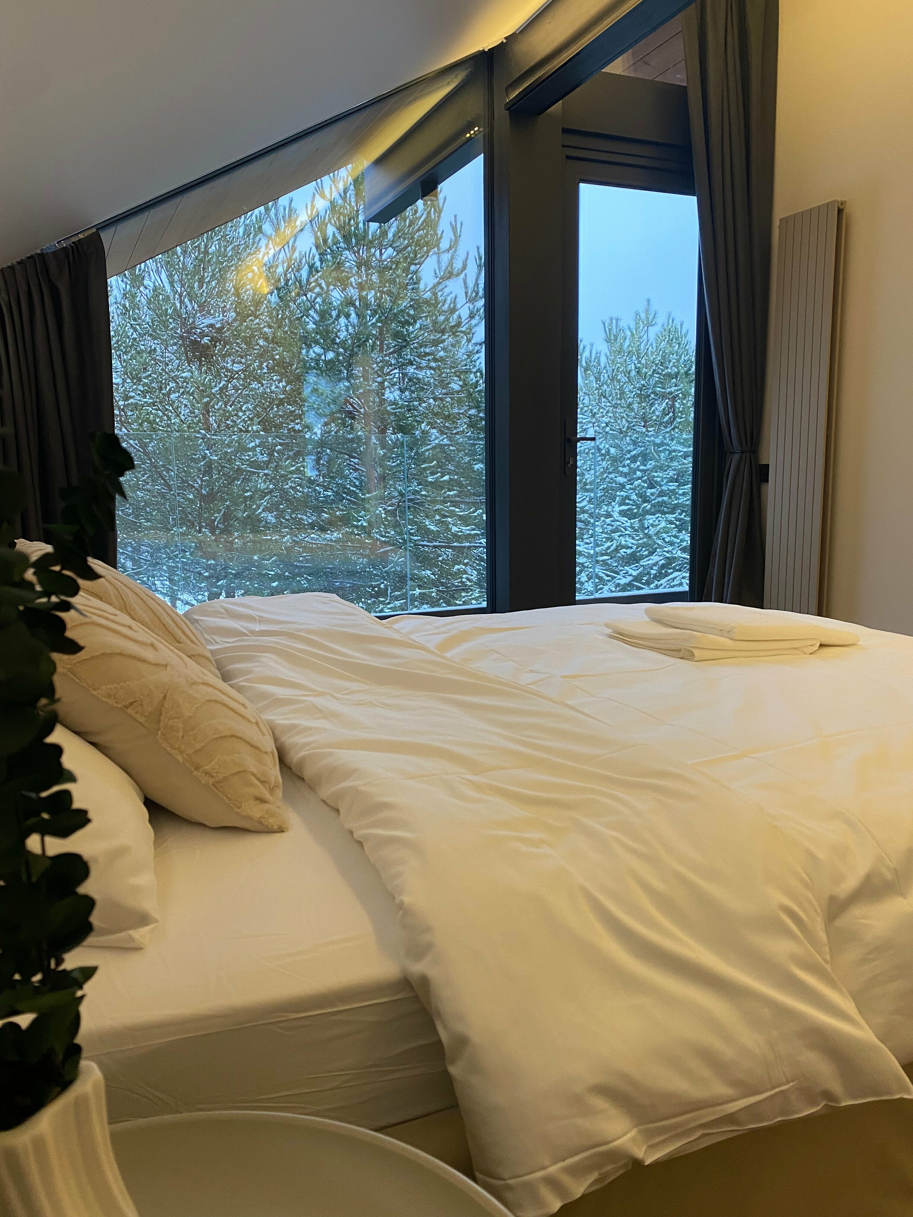 Коттедж с собственным бассейном