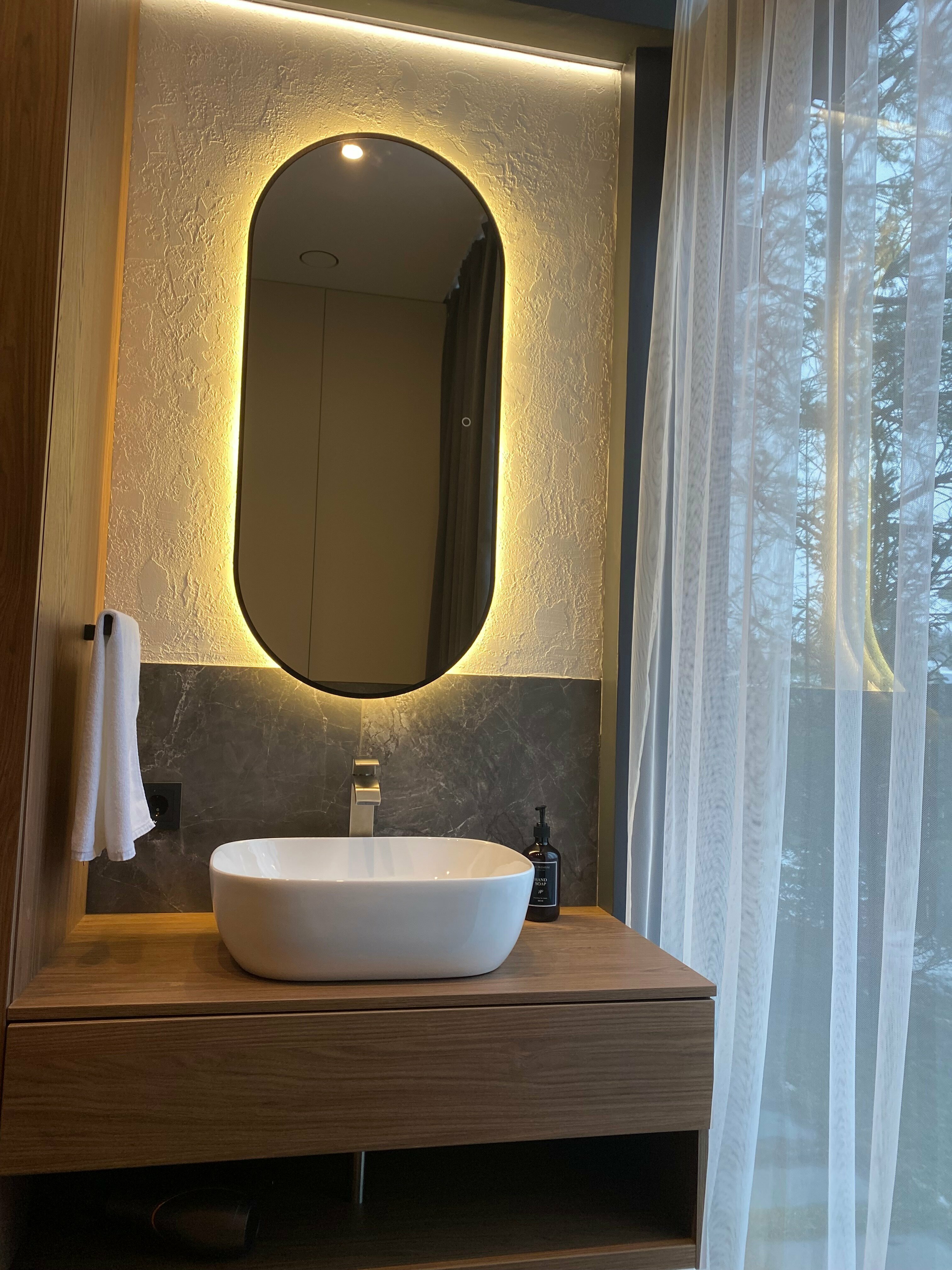 Коттедж с собственным бассейном