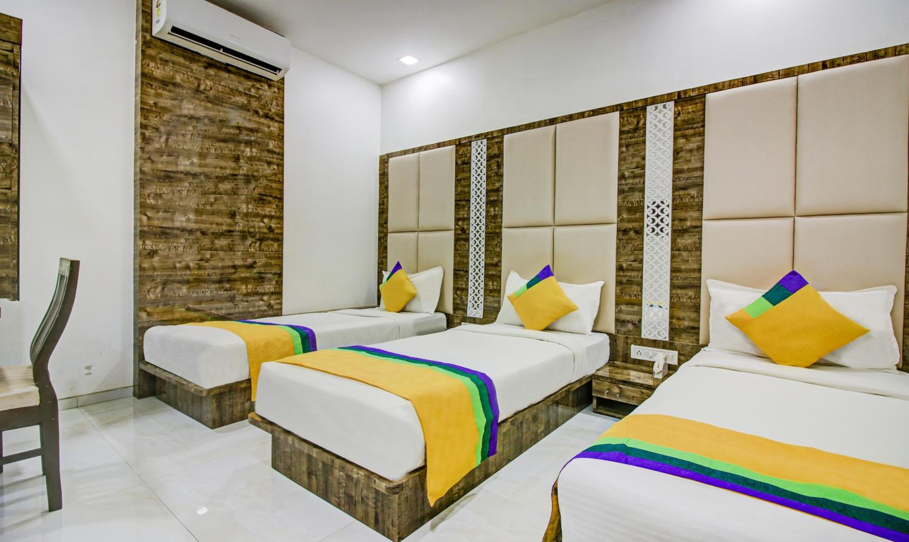 Deluxe Triple Room