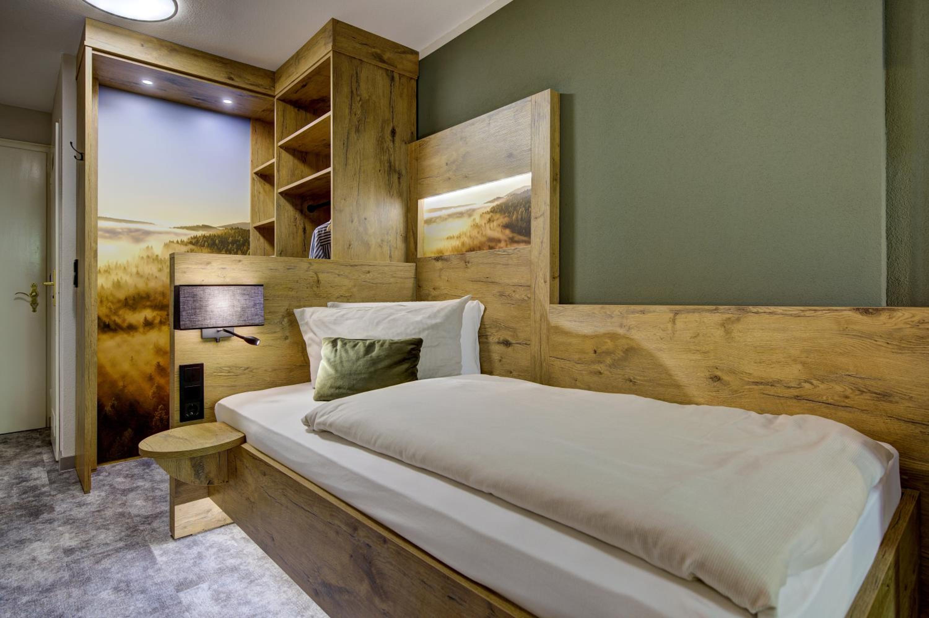 Hillside Single Room