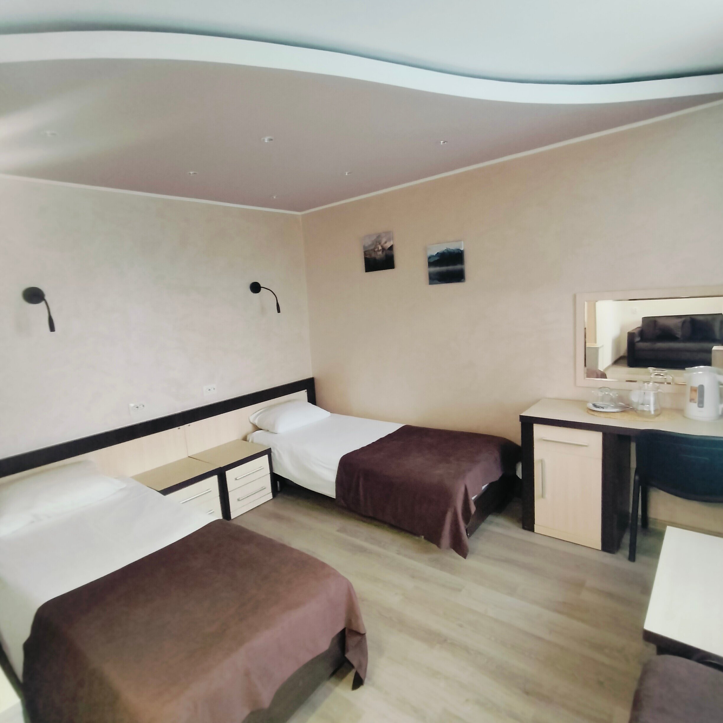 Улучшенный двухместный номер с 2 отдельными кроватями