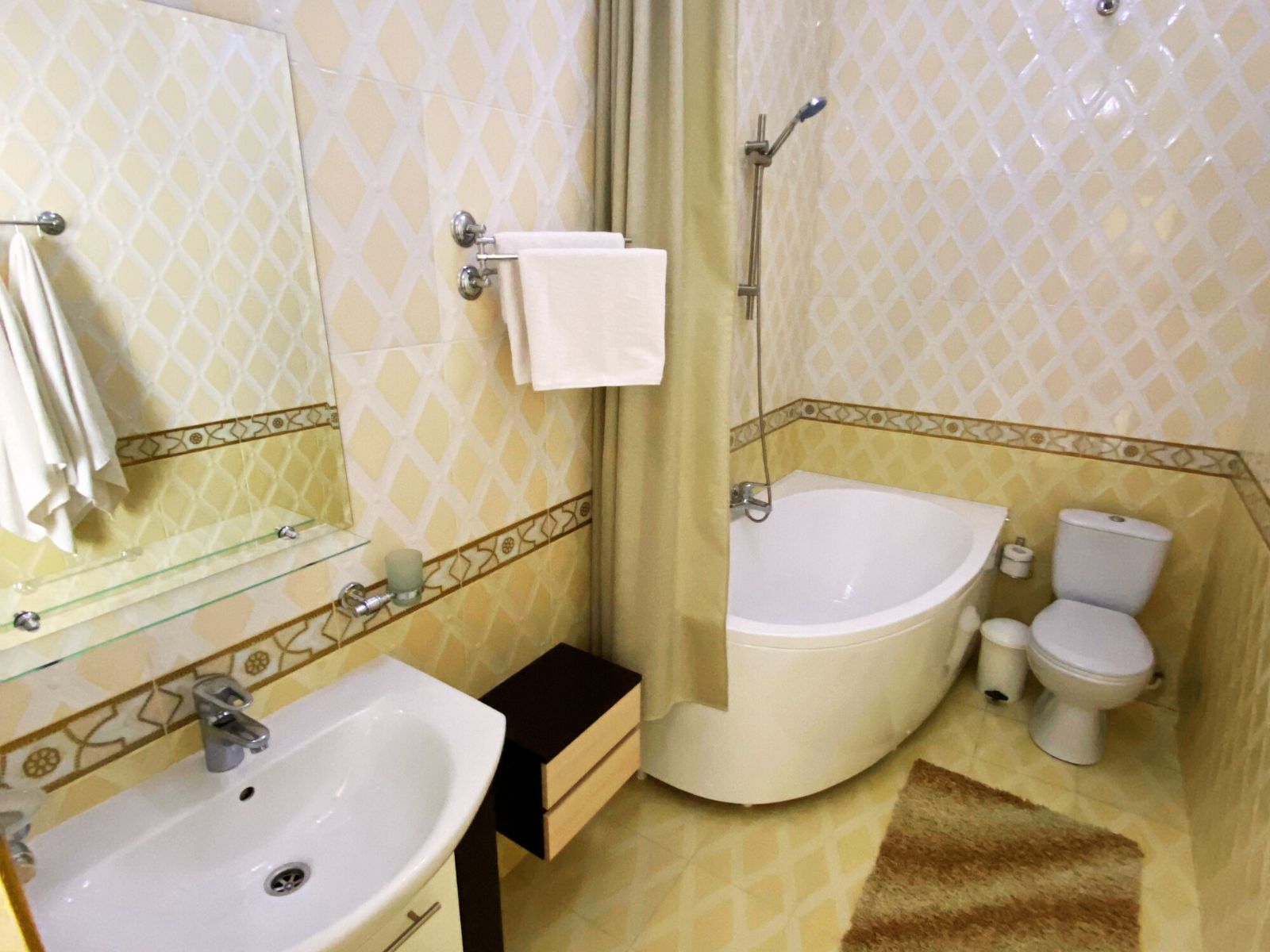 Номер-студия с видом на бассейн