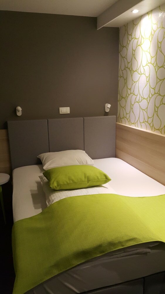 Classic Single Room, Private Bathroom