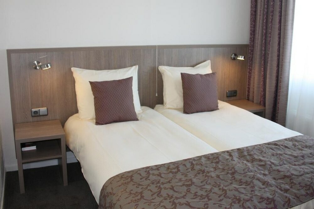 Basic Double Room, City View