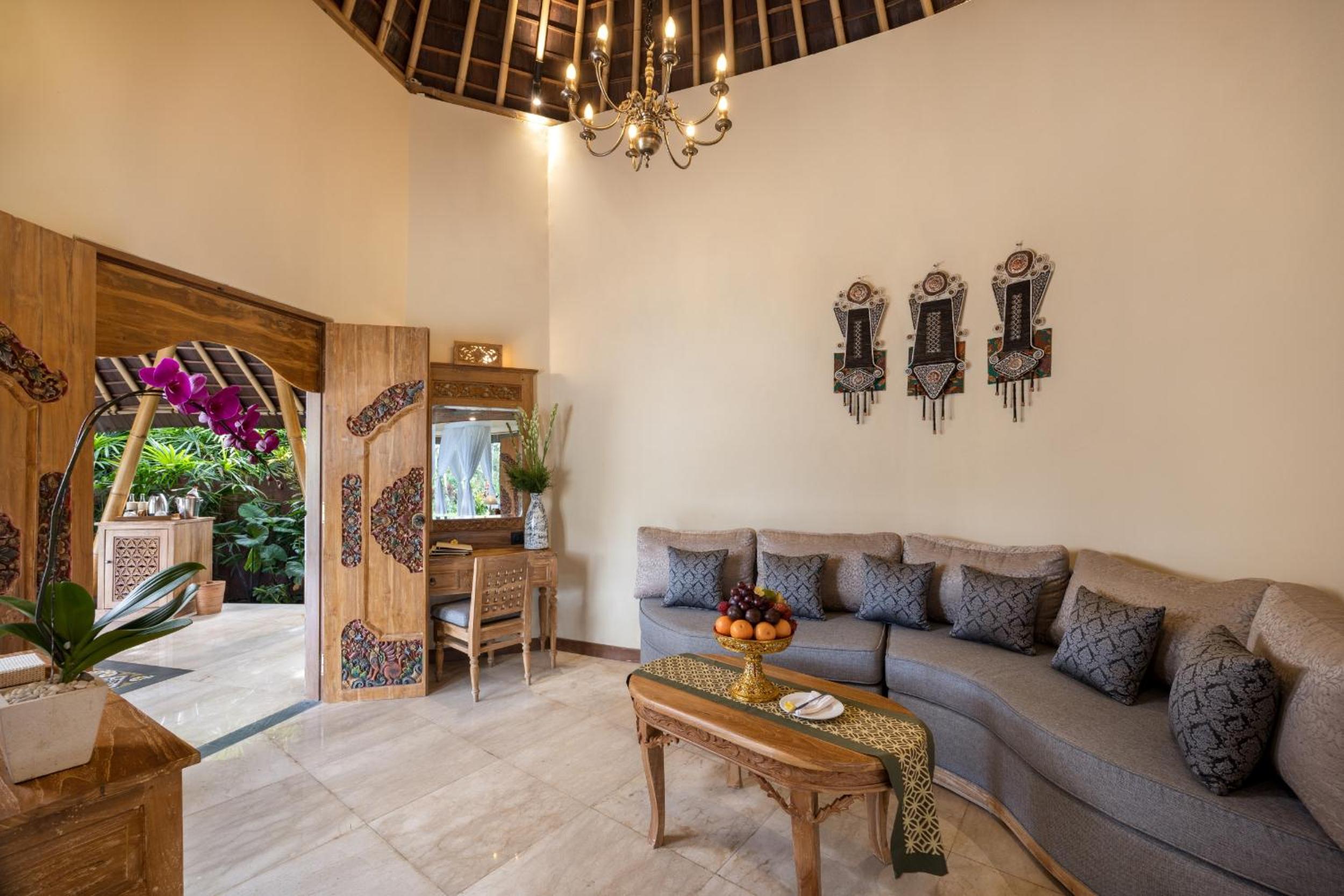 Luxury Royal Private Pool Villa with Jacuzzi
