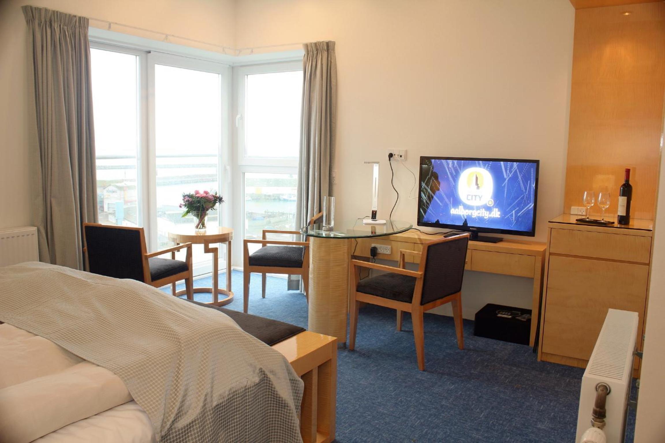 Deluxe Double Room with Sea View