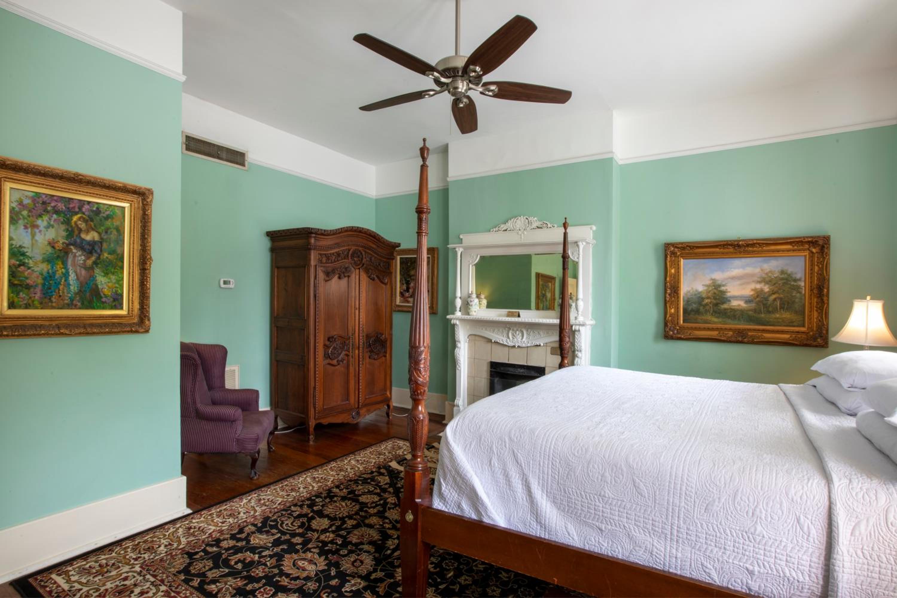 Easton Lodge- King Room 301