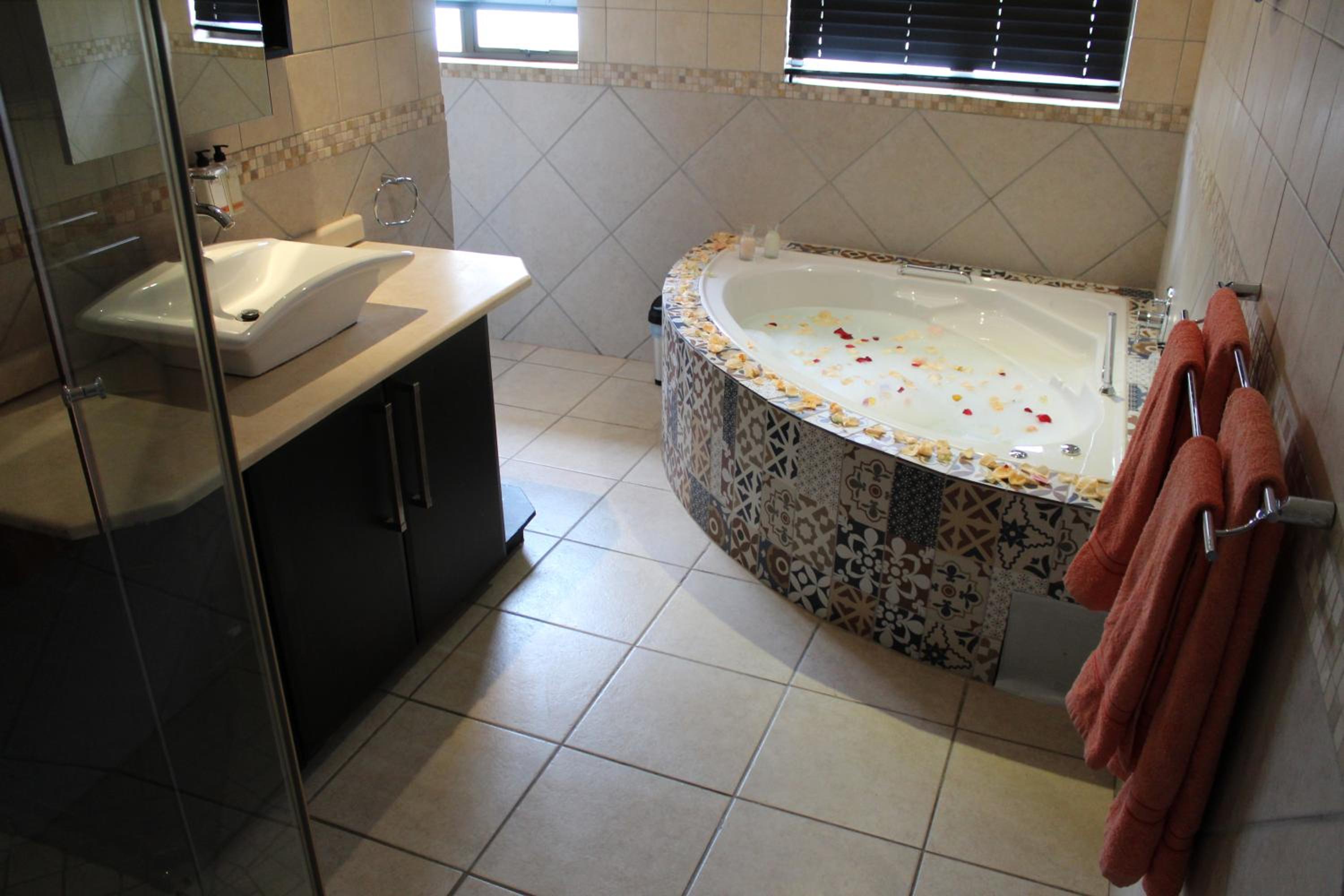 Deluxe Double Room With Jacuzzi Bath
