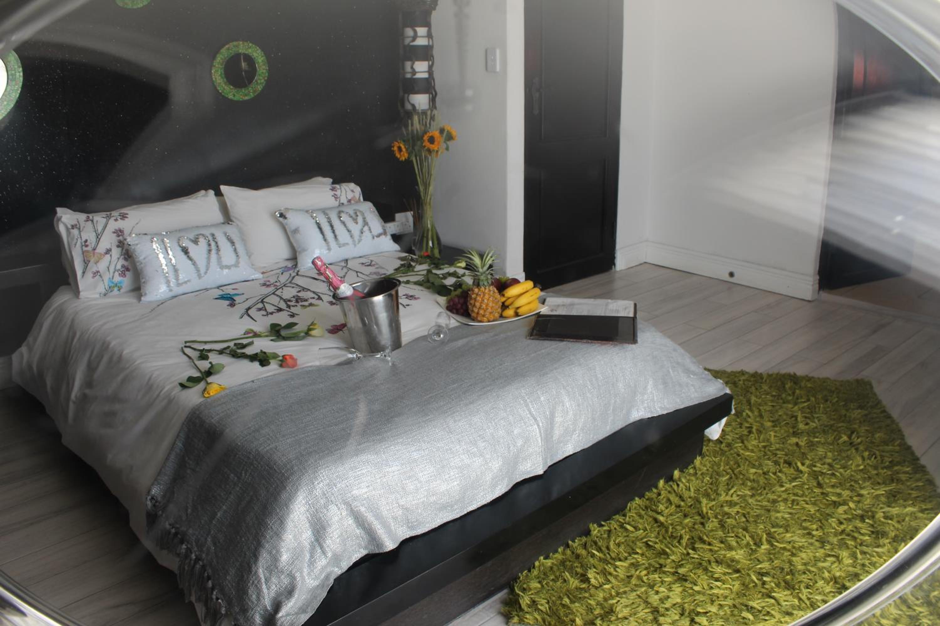 Deluxe Double Room With Jacuzzi Bath