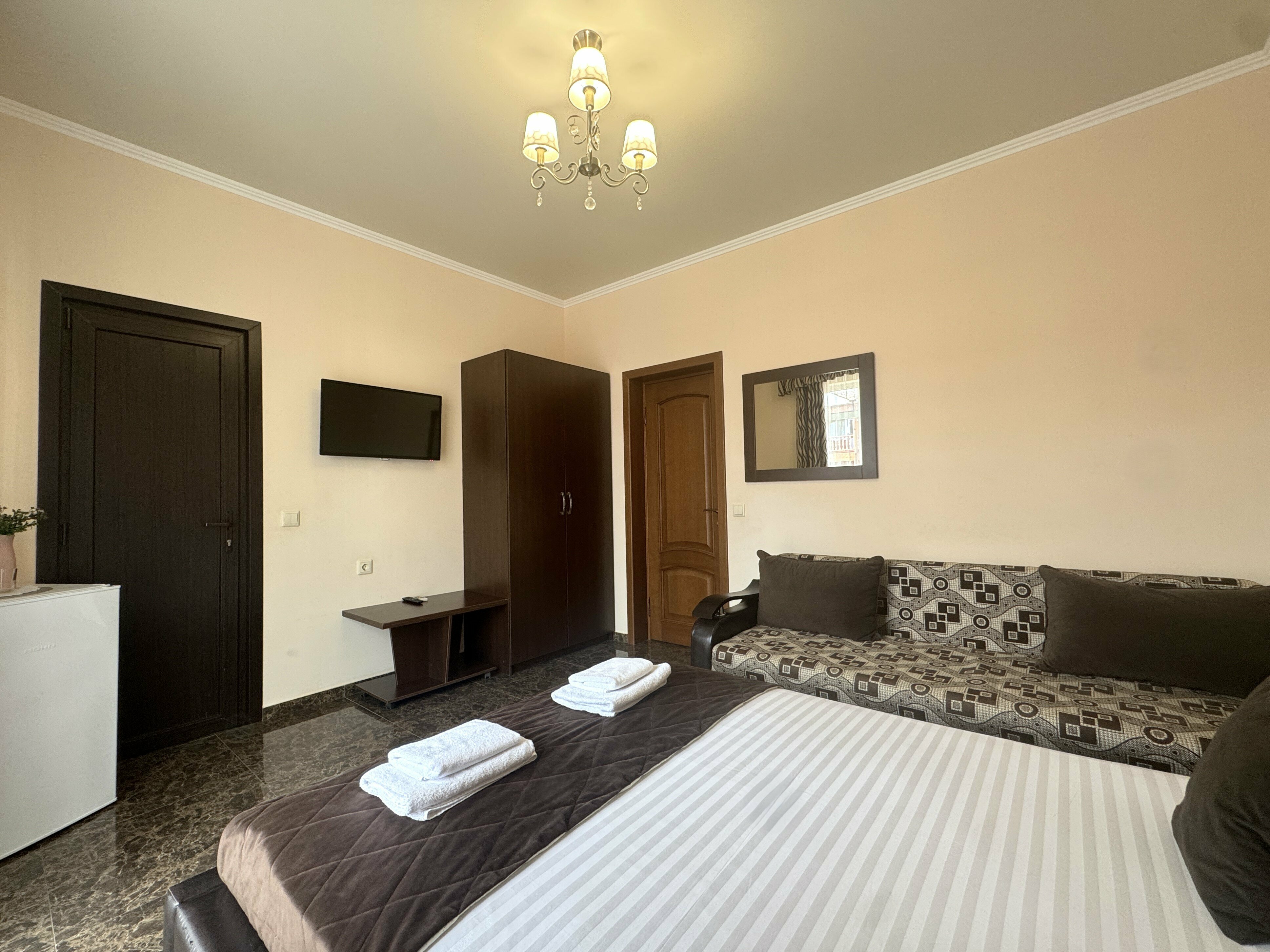 КОМФОРТ (КОРПУС МАНОЛИС) с балконом