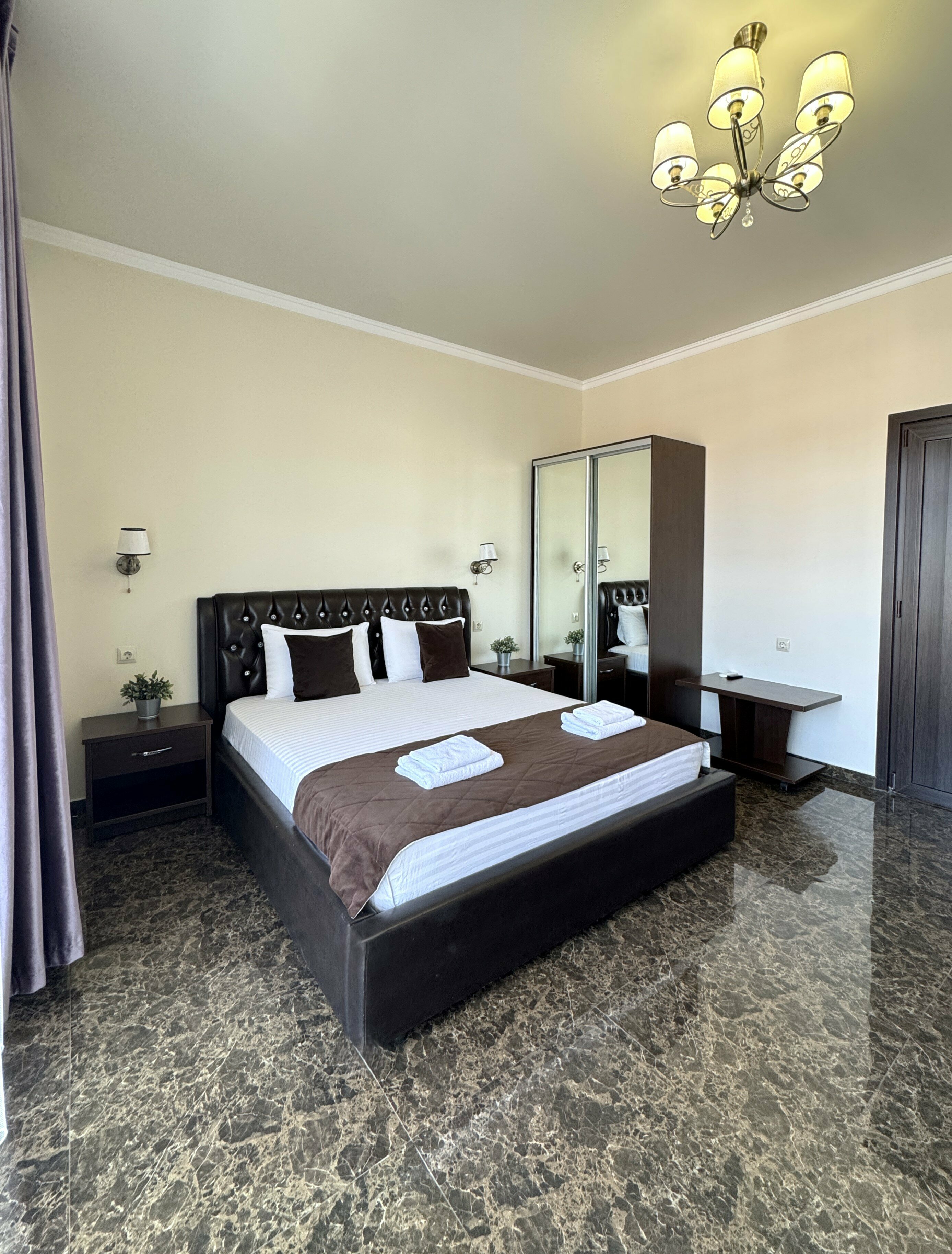 ПОЛУЛЮКС (КОРПУС МАНОЛИС) с лоджией