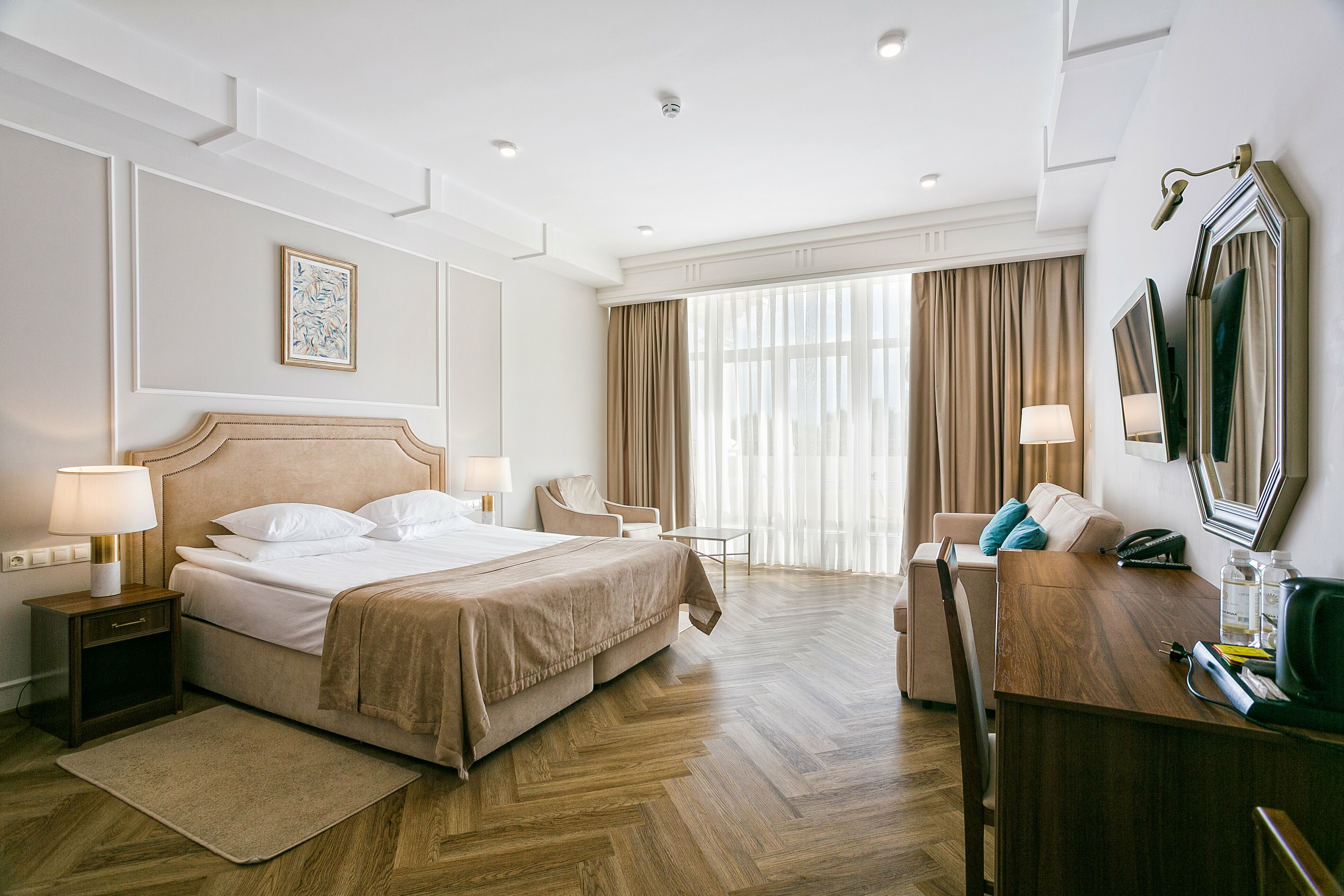 СУПЕРИОР С ВИДОМ НА МОРЕ